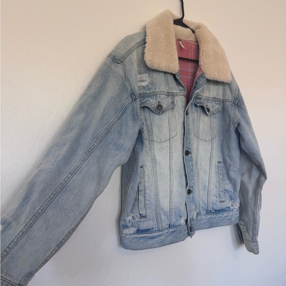 Free People Plaid Lined Sherpa Trucker Jacket size m - Picture 2 of 8